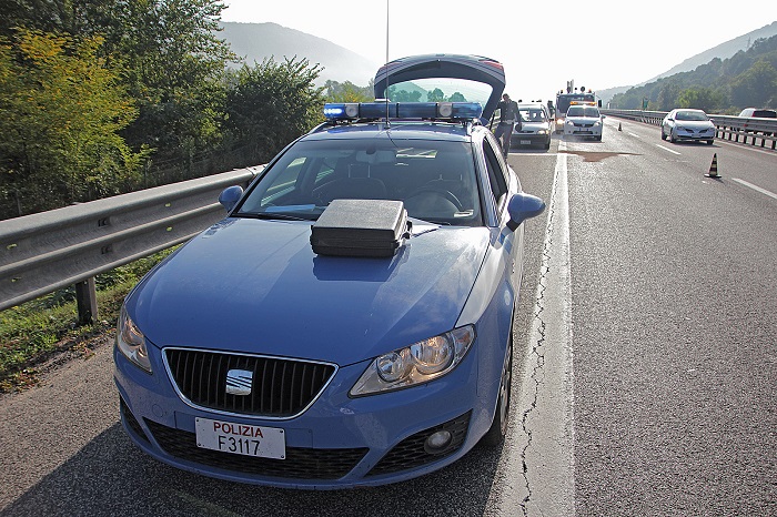 CRONACA - Attraversa l'autostrada A4 tra Seriate e Bergamo, morto 51enne