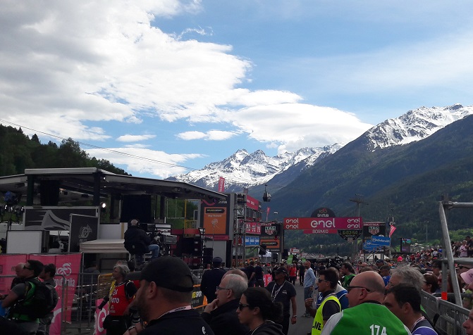 CICLISMO - Valtellina di nuovo in lizza per il Giro d'Italia 2025