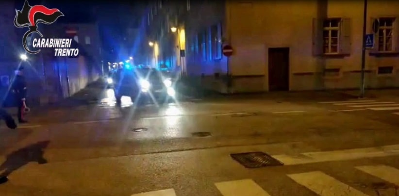 CRONACA - Trento, alle Albere fermato dai carabinieri rapinatore seriale