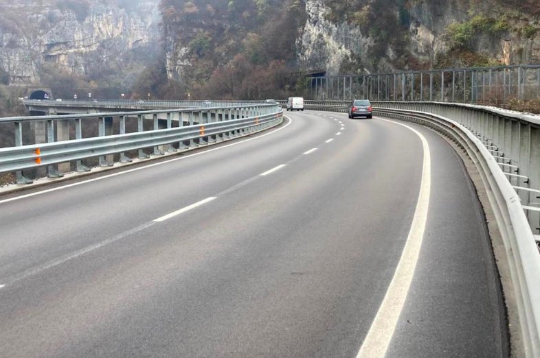 ATTUALITÀ - Pergine, chiusura notturna di una corsia del viadotto dei Crozi