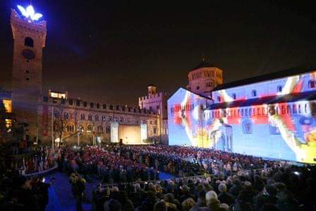 EVENTO - Trento, Capodanno in piazza Duomo: musica e spettacoli