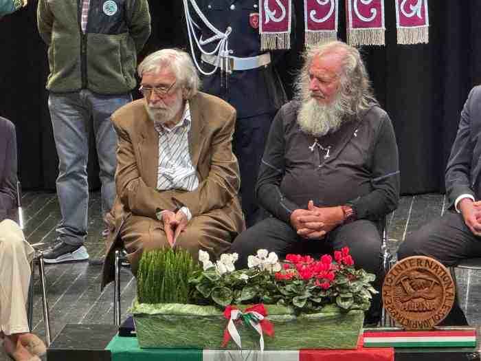 TRENTINO - Pinzolo, a Fausto De Stefani il premio solidarietà alpina