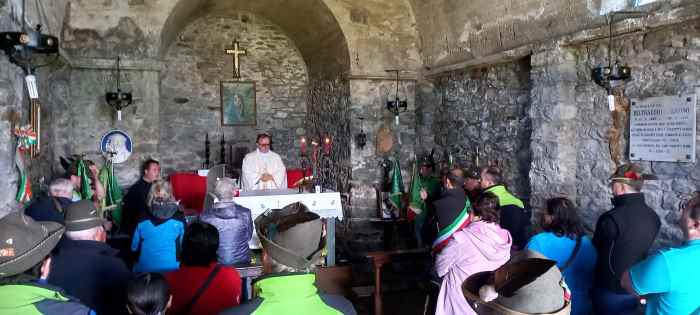 VALLE CAMONICA - Ponte di Legno: la festa degli alpini al Corno d'Aola