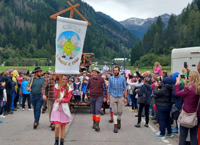 VAL DI PEJO - Peio, folla e grande entusiasmo alla Festa dell'Agricoltura