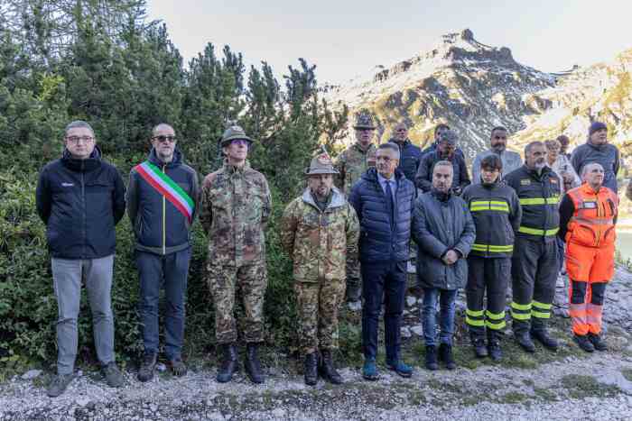 TRENTINO - Tragedia sulla Marmolada, il ricordo delle 11 vittime 