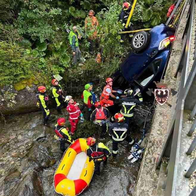 CRONACA - Moena, 24enne finisce con l'auto nel rio San Pellegrino 