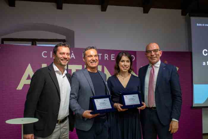 TRENTINO - Bolle di creatività: brindiamo al Trentodoc: i vincitori