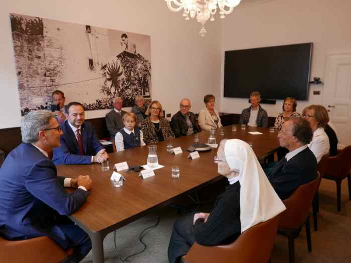 ATTUALITÀ - Bolzano: il presidente Kompatscher consegna tre medaglie al merito