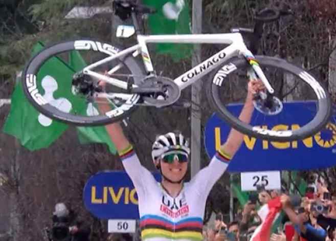 CICLISMO - Ciclismo, Giro di Lombardia: trionfa lo sloveno Pogacar