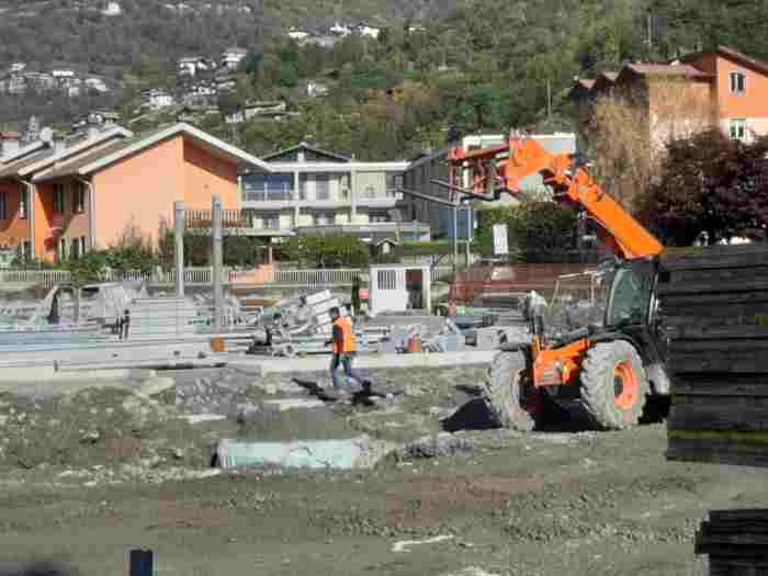 VALLE CAMONICA - Edolo, avanzano i lavori del nuovo McDonald's