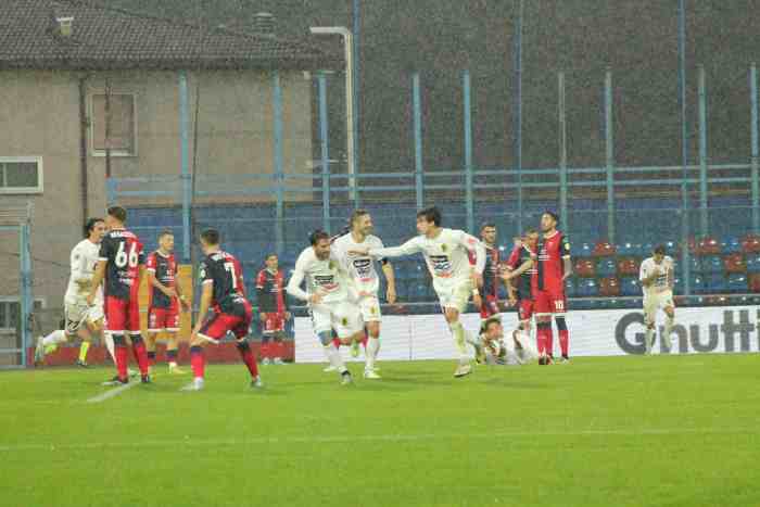 SPORT - Calcio, serie C: il Trento supera 2-0 il Lumezzane 