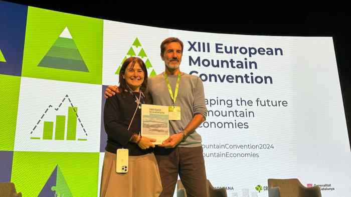 VALLE CAMONICA - Edolo: il Libro Bianco sulla Montagna presentato in Catalogna