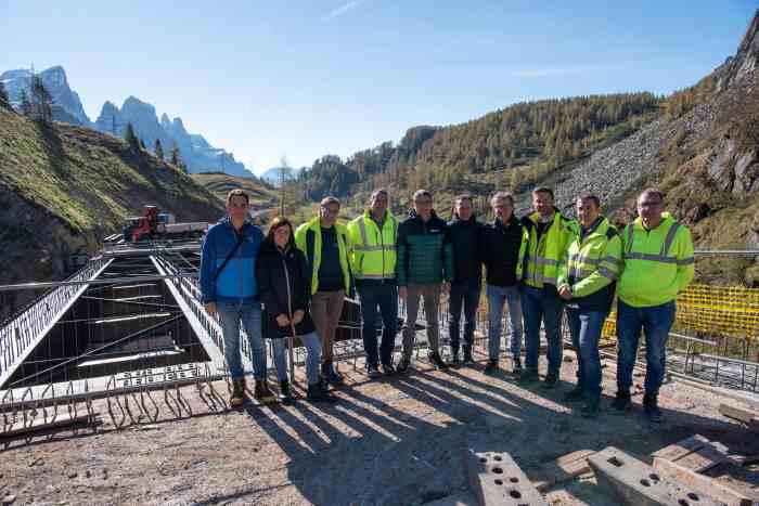 TRENTINO - Forte Buso, galleria artificiale per proteggere la statale del Rolle