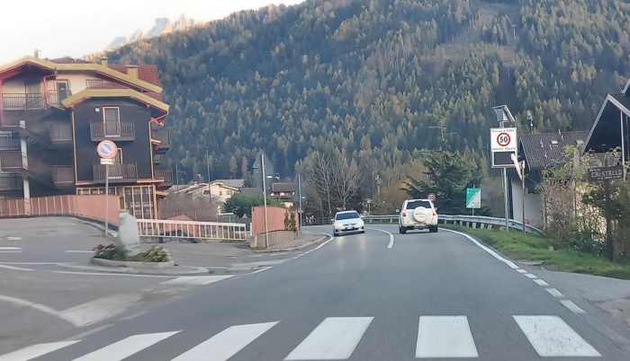 VALLE CAMONICA - Messa in sicurezza della strada che attraversa Temù