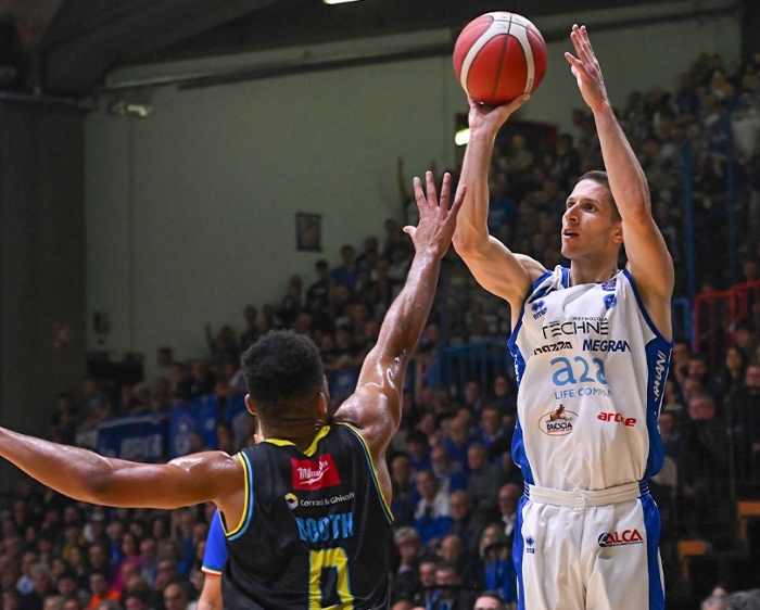 SPORT - Basket, serie A: a Cremona la Germani Brescia supera Vanoli