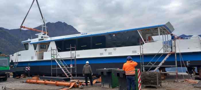 SEBINO - Navigazione Lago d'Iseo: in acqua la seconda motonave elettrica