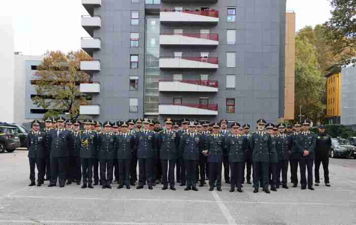 ATTUALITÀ - Il Generale Carmine Lopez in visita al comando del Trentino Alto Adige