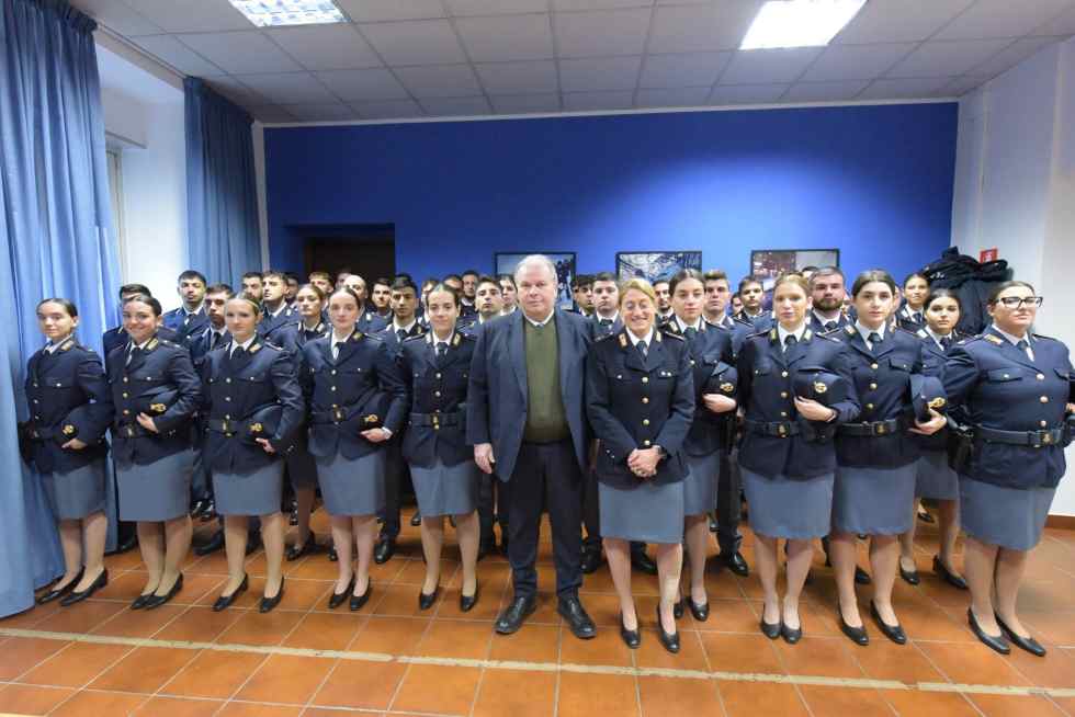 CRONACA - Bolzano, in servizio 75 nuovi agenti di Polizia