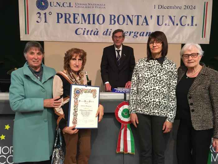 ATTUALITÀ - Premio bontà 2024 al gruppo anziani di Colere