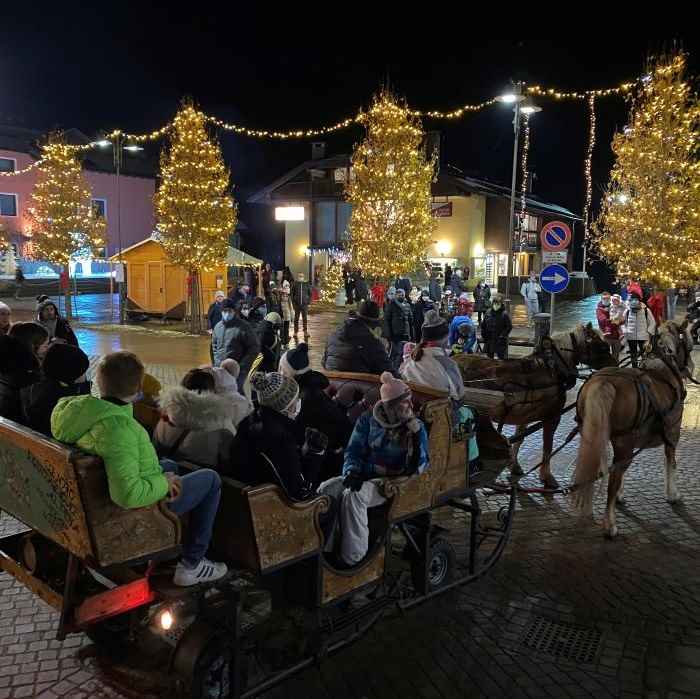 TRENTINO - Concerti, fiaccolate sulla neve e gli eventi natalizi a Peio