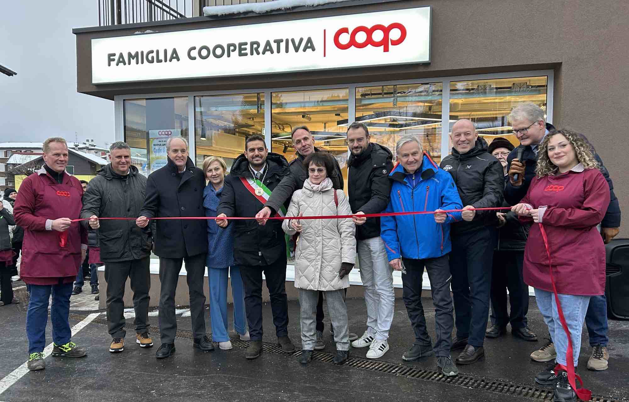 ALPE CIMBRA - Costa di Folgaria: inaugurato il punto vendita della Famiglia Cooperativa Vattaro e Altipiani