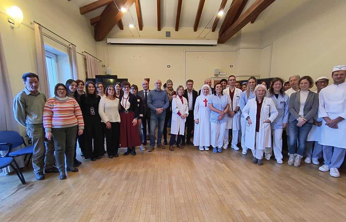 TRENTINO - Gli auguri di Tonina all'ospedale di Tione