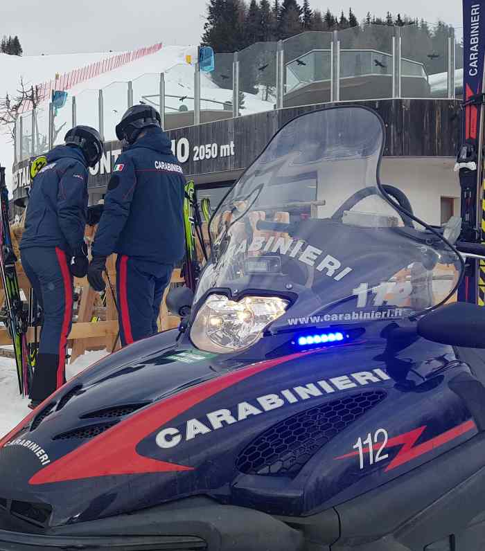 CRONACA - Ruba incasso rifugio nel Comprensorio sciistico Monte Elmo