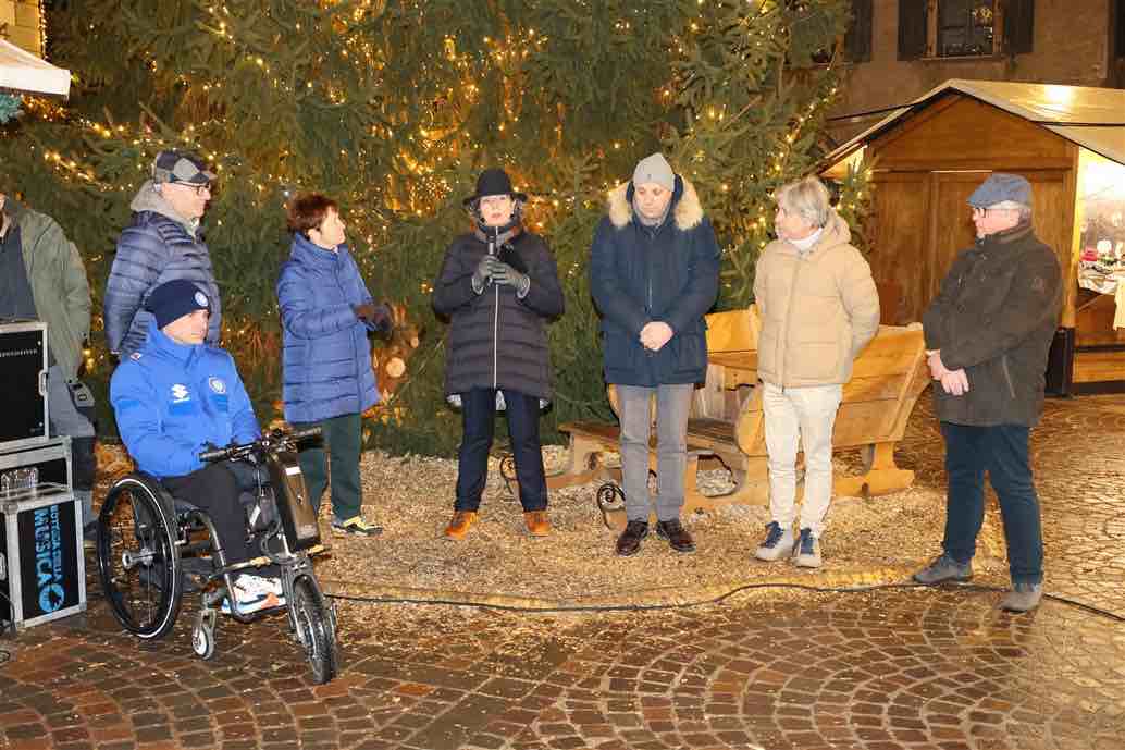 TRENTINO - Pergine, il Mercatino di Natale festeggia il campione Paolo Ioriatti