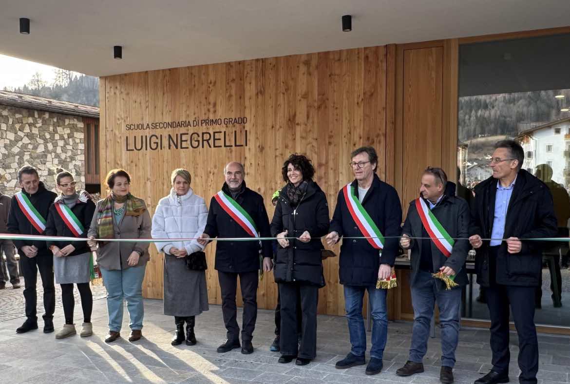 ATTUALITÀ - Fiera di Primiero, taglio del nastro della scuola secondaria di primo grado