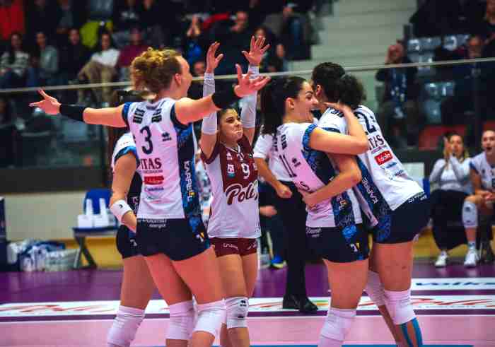 SPORT - Volley femminile: l'Itas Trentino rimonta Brescia