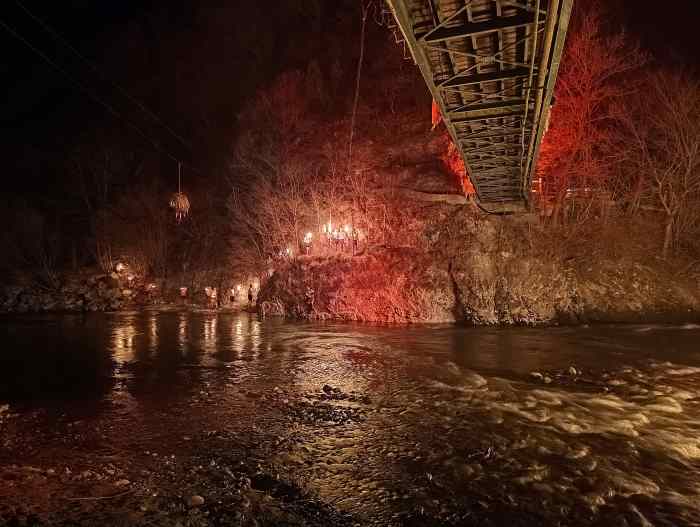 VALLE CAMONICA - Spettacolo e solidarietà a Breno: successo per "Jump en de l’Oi"