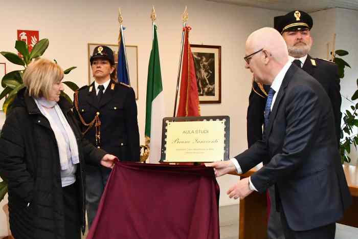 TRENTINO - Intitolata a Bruno Innocenti l'aula studi della Questura di Trento