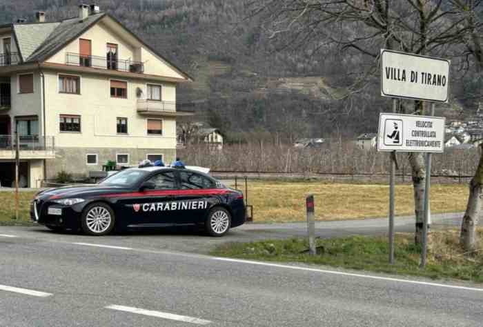 VALTELLINA - Furto in un centro commerciale di Sondalo, arrestati tre giovani 