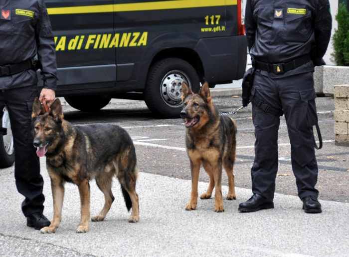 CRONACA - Spaccio a Trento, la Guardia di Finanza arresta 40enne