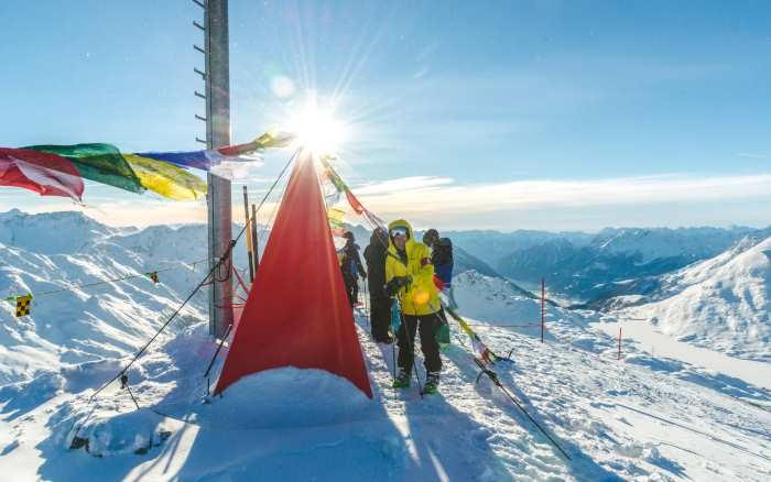 ENGADINA - Grande attesa per il Challenge Day del leggendario Club 8848