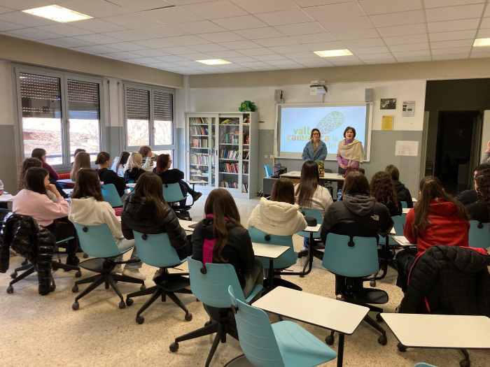 EDOLO - Incontro con gli studenti del Meneghini sulla Valle dei Segni