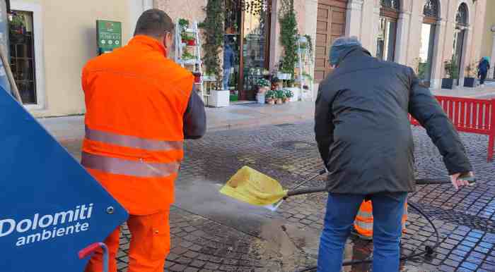 ATTUALITÀ - Trento, rissa in piazza Santa Maria Maggiore