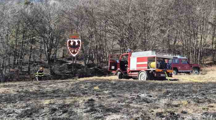 TRENTINO - Incendio boschivo in località San Giovanni al Monte ad Arco