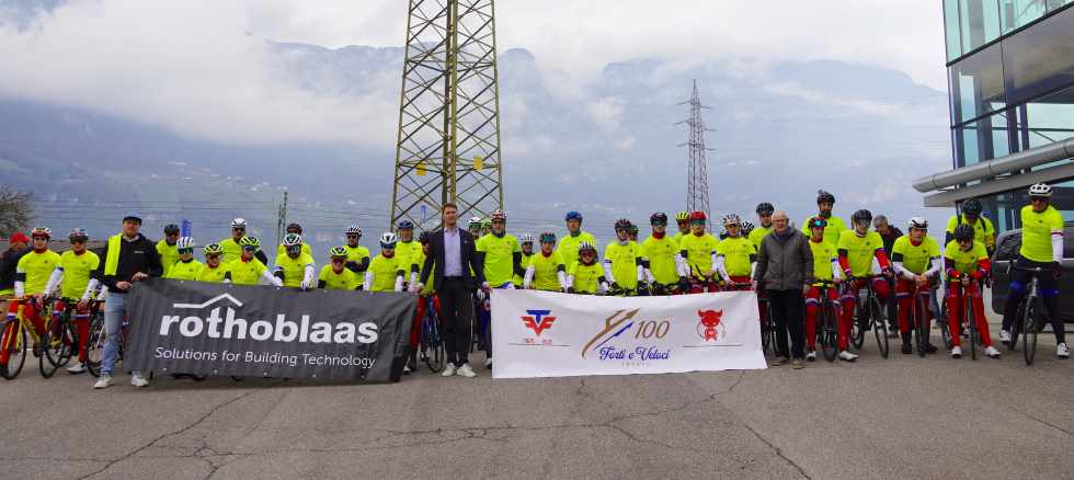 TRENTINO - Pedalata di Solidarietà con il lutto al braccio