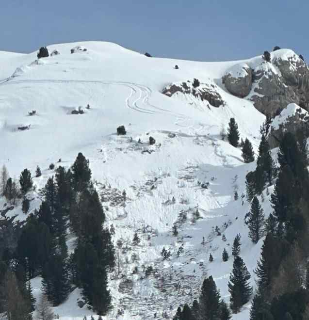 CRONACA - Valanga travolge due snowboarder in Val di Fassa