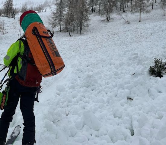 TRENTINO - Due scialpinisti travolti da una valanga nel gruppo Lagorai